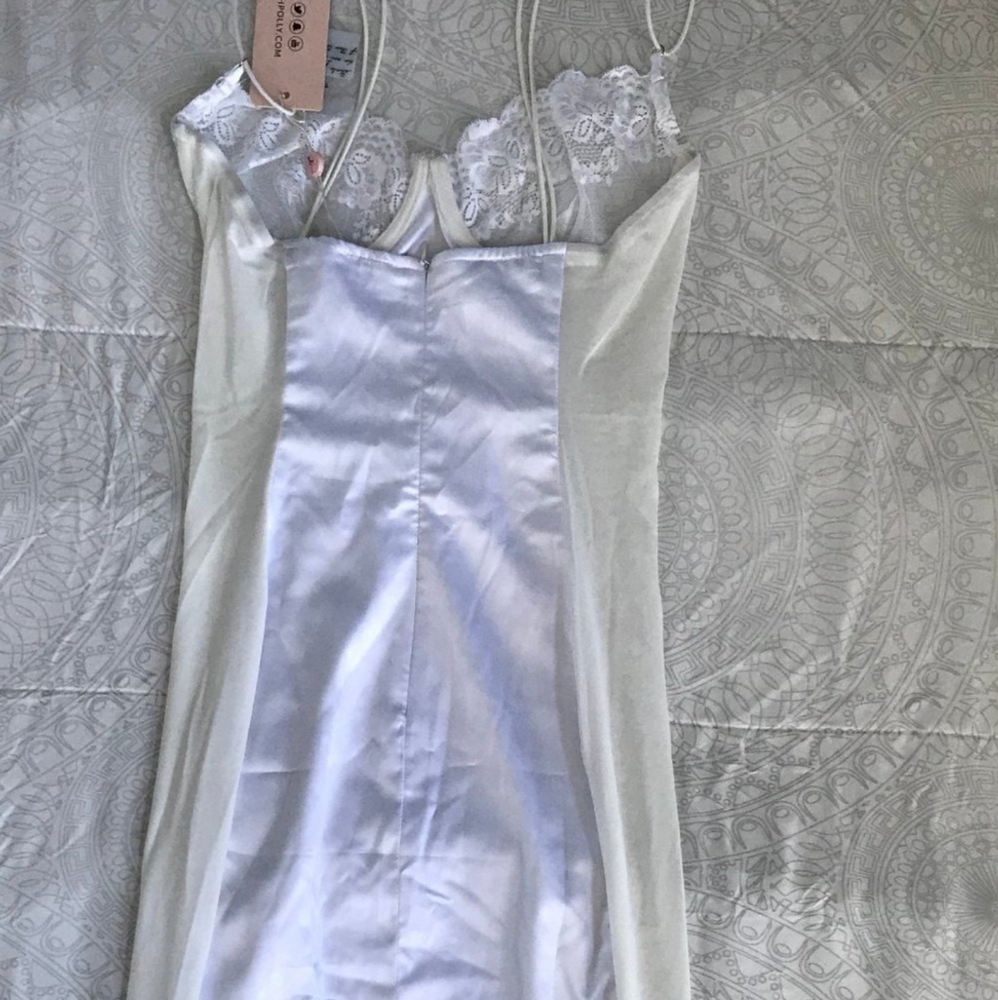 S O L D - Oh Polly White Lace Midi Dress - Picture 7 of 8